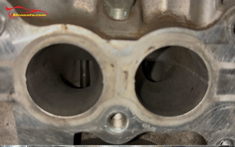 Khi nào cần vệ sinh họng nạp Suzuki XL7?