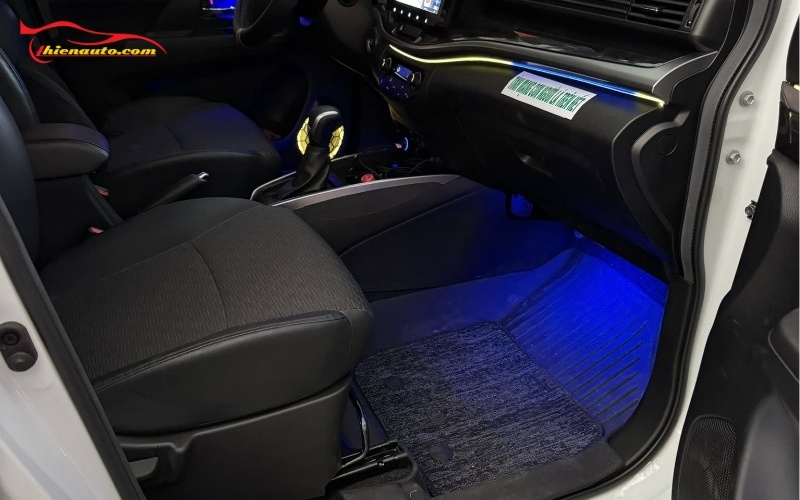 Hình ảnh độ đèn LED nội thất Suzuki XL7 Hồ Chí Minh tại Thiện Auto