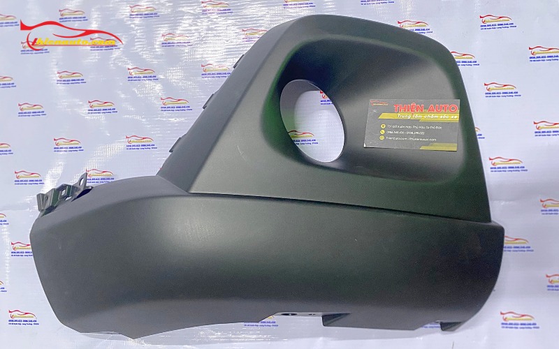 Ốp đèn gầm phải Suzuki XL7 71751-72S20-5PK
