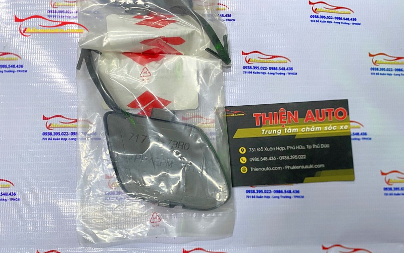 Nắp đậy móc kéo Suzuki Ertiga 71712-73r00-000
