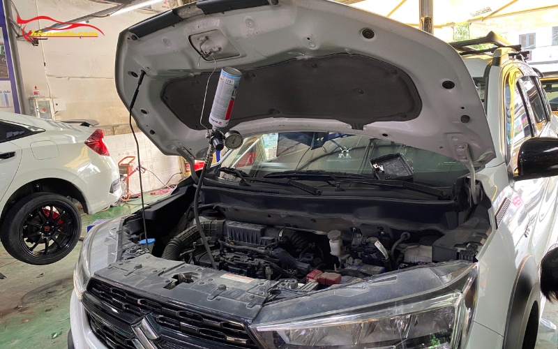 Vệ sinh kim phun giúp khắc phục ô tô Suzuki bị loạn tua máy