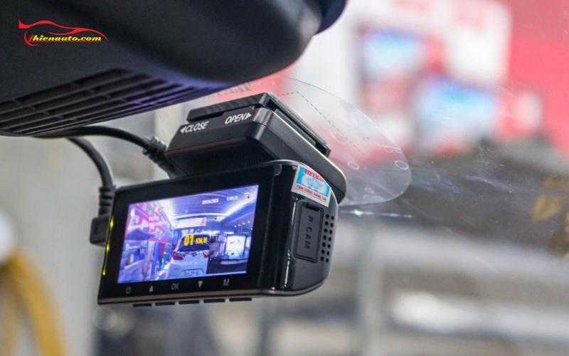 Suzuki Fronx độ đẹp với camera hành trình