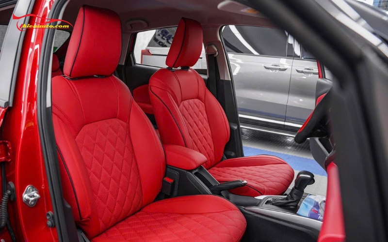 Suzuki Fronx độ đẹp với bộ ghế da Nappa