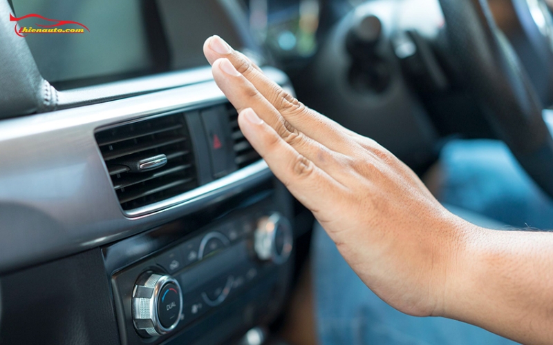 Điều hòa ô tô Suzuki không mát